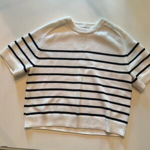 Abercrombie & Fitch Cream Knit Sweater